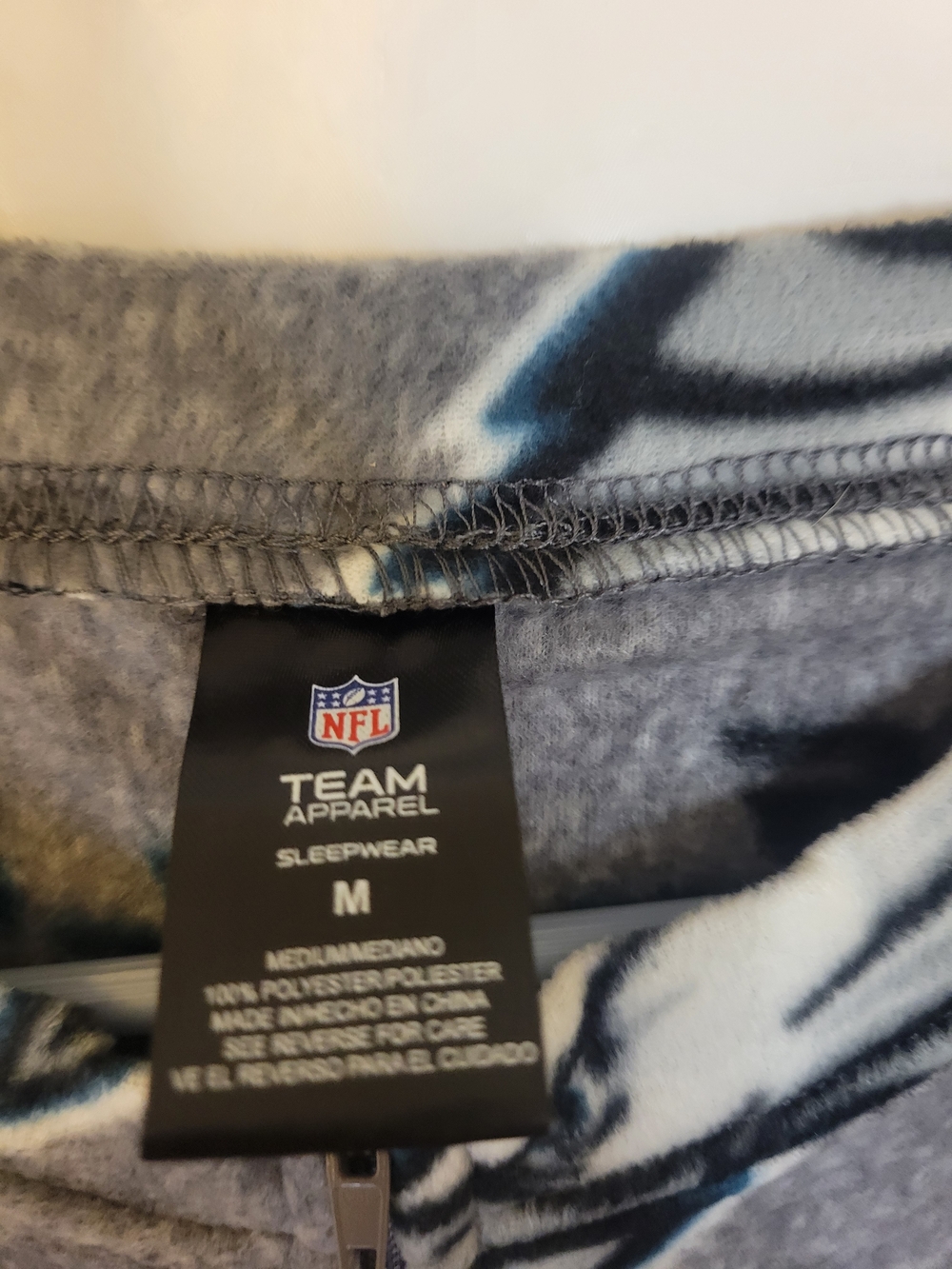 NFL Philadelphia Eagles Gray and White Fleece Pajama Onesie With Bag - Picture 3 of 5